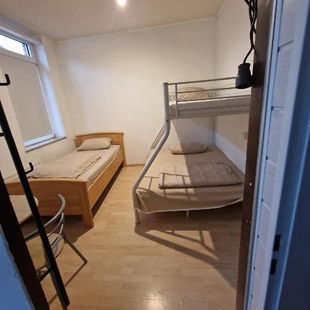 Dachgeschoss Hof Apartamento Krefeld Exterior foto