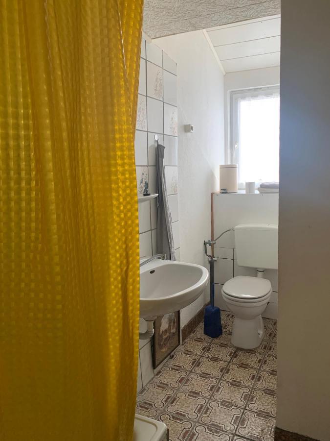 Dachgeschoss Hof Apartamento Krefeld Exterior foto