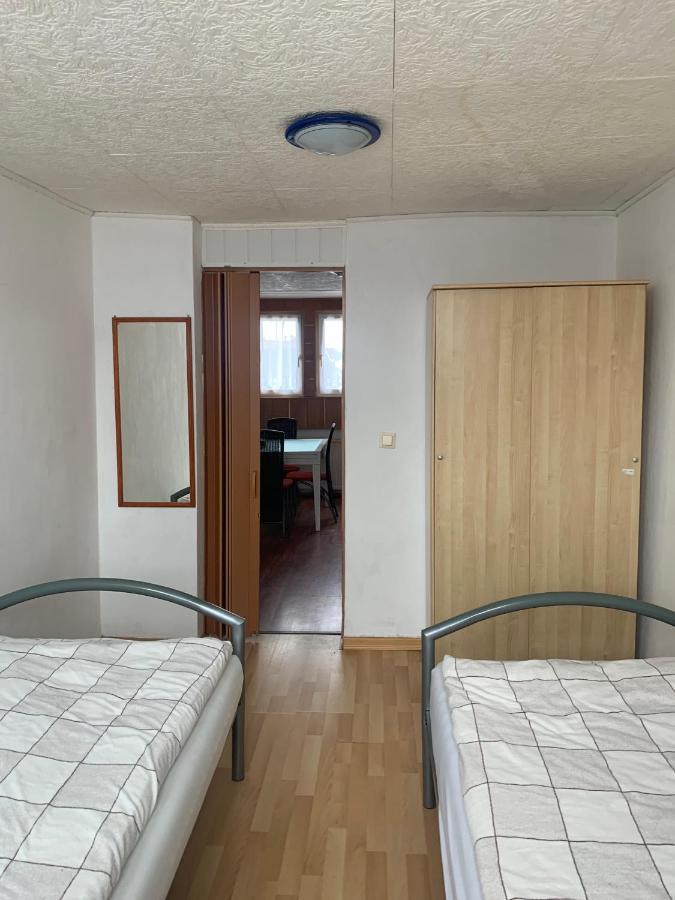 Dachgeschoss Hof Apartamento Krefeld Exterior foto