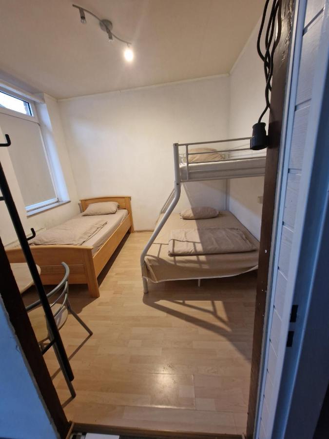 Dachgeschoss Hof Apartamento Krefeld Exterior foto