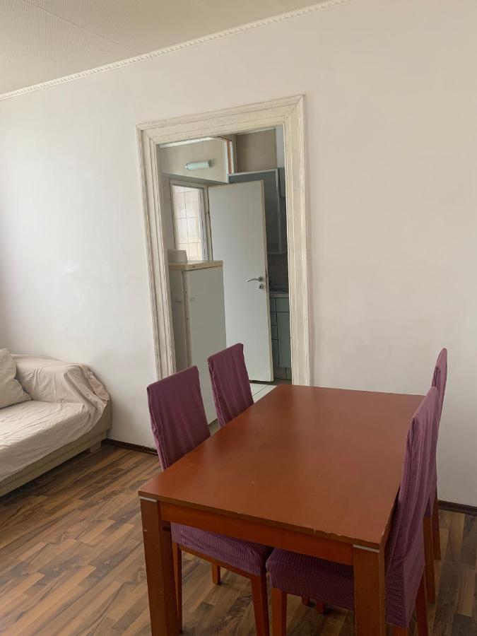 Dachgeschoss Hof Apartamento Krefeld Exterior foto